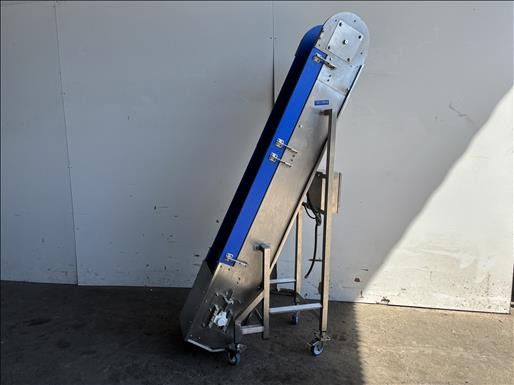 NNP Flighted elevator conveyor - Băng tải: hình 2 NNP Flighted elevator conveyor - Băng tải: hình 2
