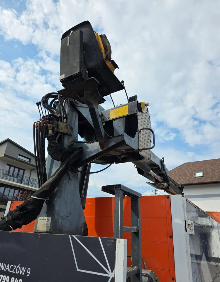 Xe tải thùng lửng/ Phẳng, Xe cẩu tự hành Volvo FM7: hình 7