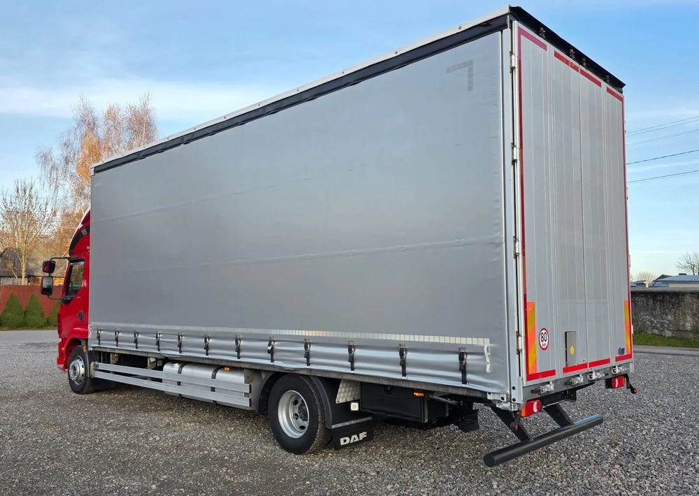 DAF LF 290 / WINDA / 16TON DMC / 3M WYSOKOŚĆ / JUMBO / FIRANKA / SYPIALKA / AUTOMAT / JEDEN WŁAŚCICIE / EURO 6 / 2017/ SPROWADZONY / 19 PALET / DUŻA ŁADOWNOŚĆ / - Xe tải thùng mui bạt: hình 4 DAF LF 290 / WINDA / 16TON DMC / 3M WYSOKOŚĆ / JUMBO / FIRANKA / SYPIALKA / AUTOMAT / JEDEN WŁAŚCICIE / EURO 6 / 2017/ SPROWADZONY / 19 PALET / DUŻA ŁADOWNOŚĆ / - Xe tải thùng mui bạt: hình 4