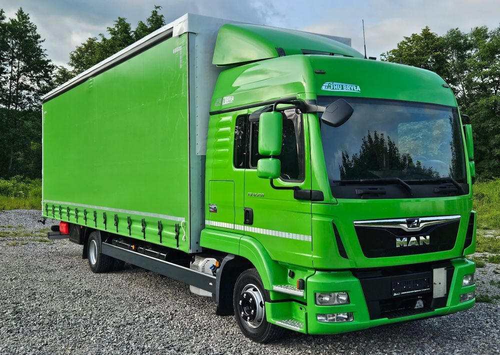 MAN TGL12.250/E6/20PALET/10.2018/SERWISOWANY/NISKI PRZEBIEG/WINDA/FIRANKA//JAK NOWY/SERWISOWANY - Xe tải thùng mui bạt: hình 1 MAN TGL12.250/E6/20PALET/10.2018/SERWISOWANY/NISKI PRZEBIEG/WINDA/FIRANKA//JAK NOWY/SERWISOWANY - Xe tải thùng mui bạt: hình 1