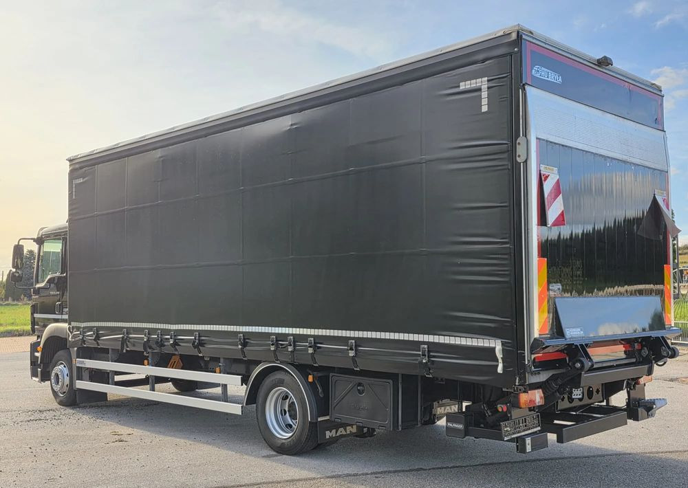 MAN TGM 12.290 / 15.290 / E6/ FIRANKA /BOCZNE DRZWI / BURTO-FIRANKA / 18PALET / WINDA / NISKI PRZEBIEG / 2018/ CAŁY NA PODUSZKACH / SERWISOWANY - Xe tải thùng mui bạt: hình 4 MAN TGM 12.290 / 15.290 / E6/ FIRANKA /BOCZNE DRZWI / BURTO-FIRANKA / 18PALET / WINDA / NISKI PRZEBIEG / 2018/ CAŁY NA PODUSZKACH / SERWISOWANY - Xe tải thùng mui bạt: hình 4