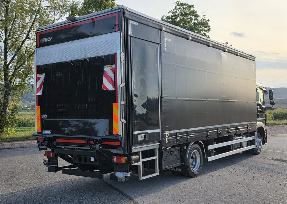 MAN TGM 12.290 / 15.290 / E6/ FIRANKA /BOCZNE DRZWI / BURTO-FIRANKA / 18PALET / WINDA / NISKI PRZEBIEG / 2018/ CAŁY NA PODUSZKACH / SERWISOWANY - Xe tải thùng mui bạt: hình 5 MAN TGM 12.290 / 15.290 / E6/ FIRANKA /BOCZNE DRZWI / BURTO-FIRANKA / 18PALET / WINDA / NISKI PRZEBIEG / 2018/ CAŁY NA PODUSZKACH / SERWISOWANY - Xe tải thùng mui bạt: hình 5