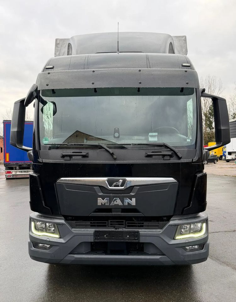 MAN TGM 15.290 / NOWY MODEL / E6 / 18PALET / 7720 ŁADOWNOŚĆ / SERWISOWANY / NOWY TACHOGRAF / NISKI PRZEBIEG / WINDA / FIRANKA / SPROWADZONY / 2022 / NISKI PRZEBIEG /PIERWSZY WŁAŚCICIEL/ - Xe tải thùng mui bạt: hình 3 MAN TGM 15.290 / NOWY MODEL / E6 / 18PALET / 7720 ŁADOWNOŚĆ / SERWISOWANY / NOWY TACHOGRAF / NISKI PRZEBIEG / WINDA / FIRANKA / SPROWADZONY / 2022 / NISKI PRZEBIEG /PIERWSZY WŁAŚCICIEL/ - Xe tải thùng mui bạt: hình 3