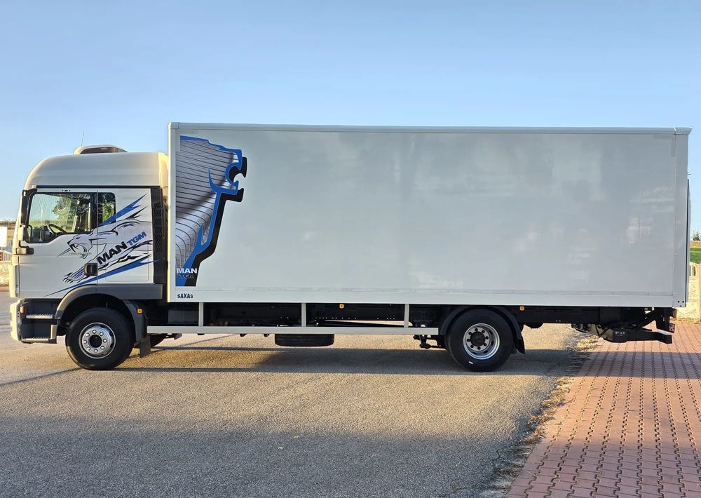 Xe tải hộp MAN TGM 15.290 / TGL / KONTENER / IZOTERMA / WINDA / KLIMA POSTOJOWA / 2019R / EURO 6 / PEŁEN SERWIS /  8200KG ŁADOWNOŚĆ  / SPROWADZONY / ZADBANY / JAK NOWY /  KSIĄŻKA SERWISOWA / E6 / 18 PALET: hình 10