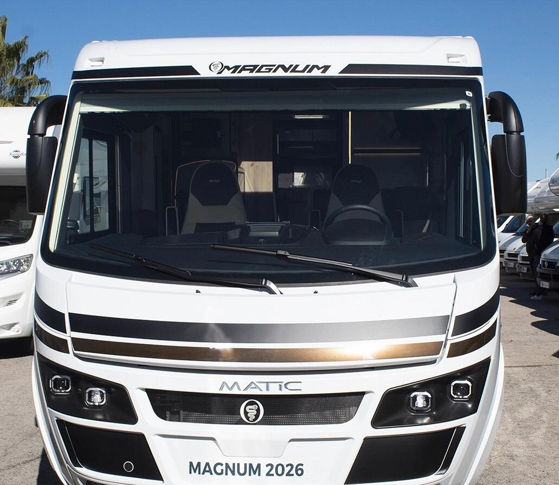 - Xe cắm trại: hình 1 - Xe cắm trại: hình 1