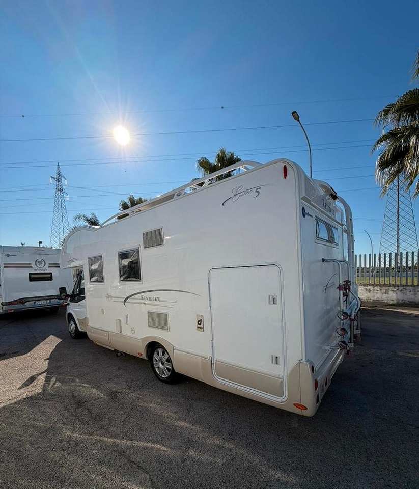 - Xe cắm trại: hình 3 - Xe cắm trại: hình 3