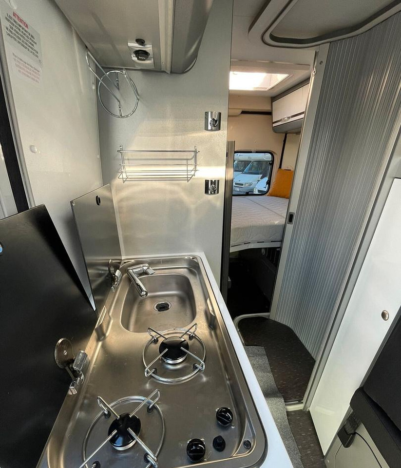 - Xe cắm trại: hình 5 - Xe cắm trại: hình 5