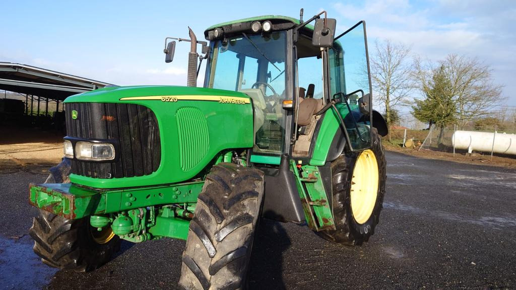 JOHN DEERE 6520 - Máy móc nông nghiệp: hình 2 JOHN DEERE 6520 - Máy móc nông nghiệp: hình 2