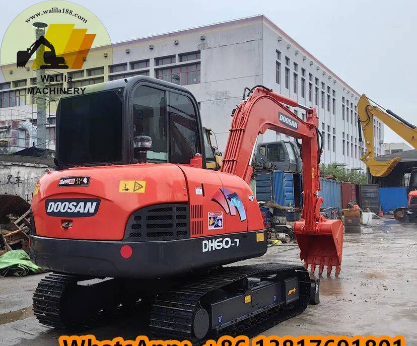 Doosan DH 60-7 - Máy xúc mini: hình 3 Doosan DH 60-7 - Máy xúc mini: hình 3