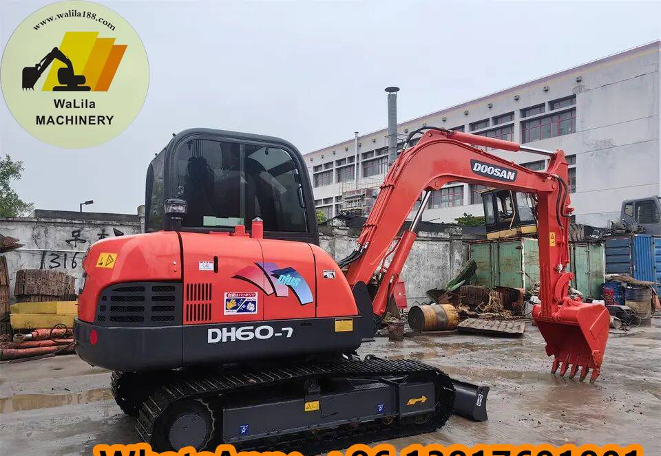 Doosan DH 60-7 - Máy xúc mini: hình 2 Doosan DH 60-7 - Máy xúc mini: hình 2