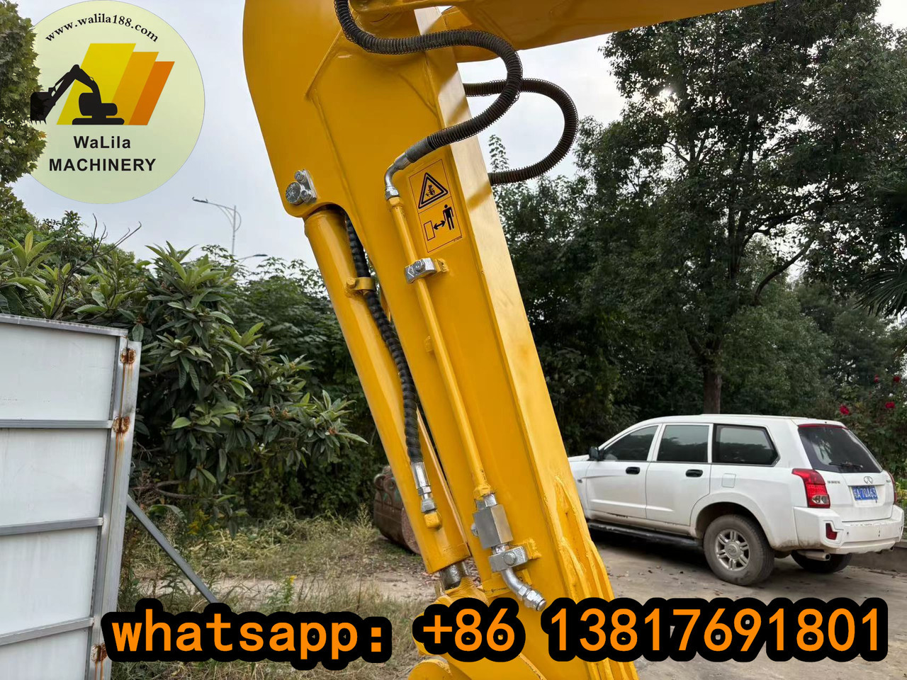 KOMATSU PC 55 MR-3 - Máy xúc mini: hình 4 KOMATSU PC 55 MR-3 - Máy xúc mini: hình 4