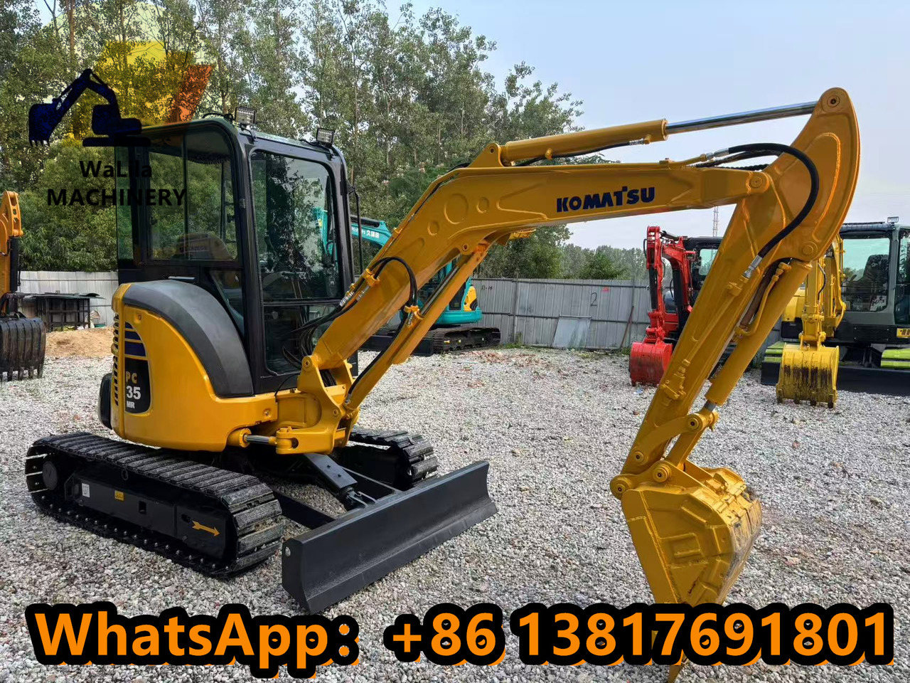 KOMATSU PC35 - Máy xúc mini: hình 4 KOMATSU PC35 - Máy xúc mini: hình 4