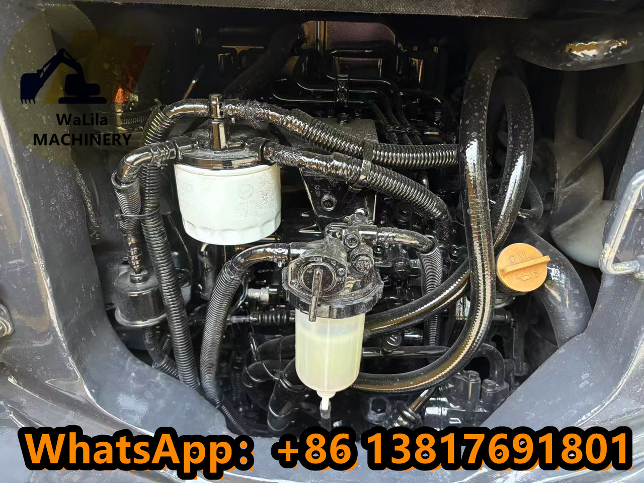 KOMATSU PC35 - Máy xúc mini: hình 2 KOMATSU PC35 - Máy xúc mini: hình 2