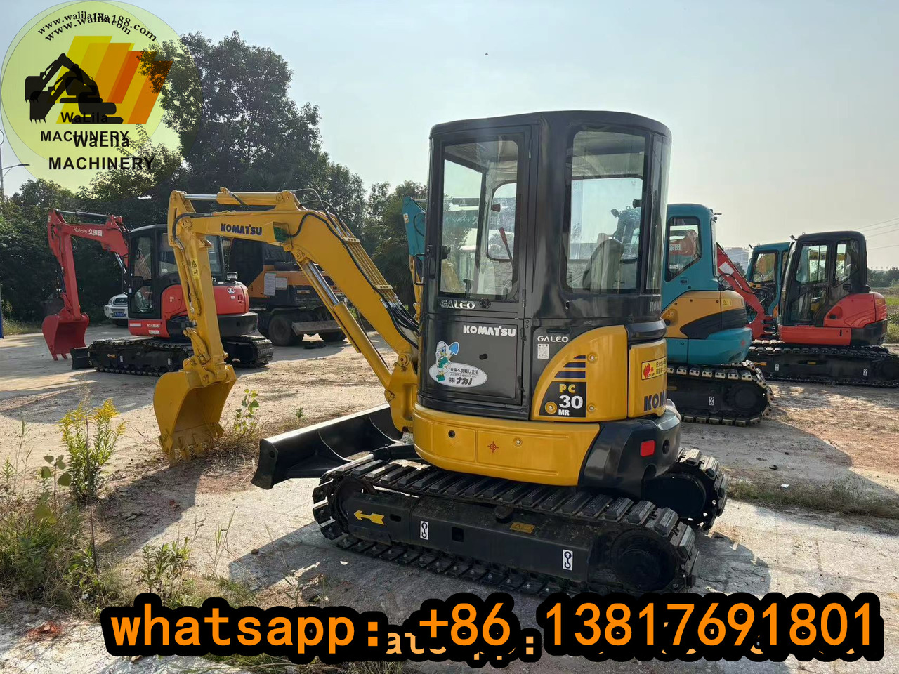 Komatsu PC 30 MR-3 Komatsu 30, Komatsu 35-3 - Máy xúc mini: hình 3 Komatsu PC 30 MR-3 Komatsu 30, Komatsu 35-3 - Máy xúc mini: hình 3