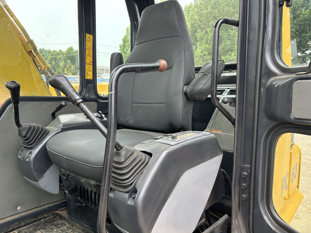 Cho thuê Komatsu PC 60-7 Komatsu PC 60-7: hình 6