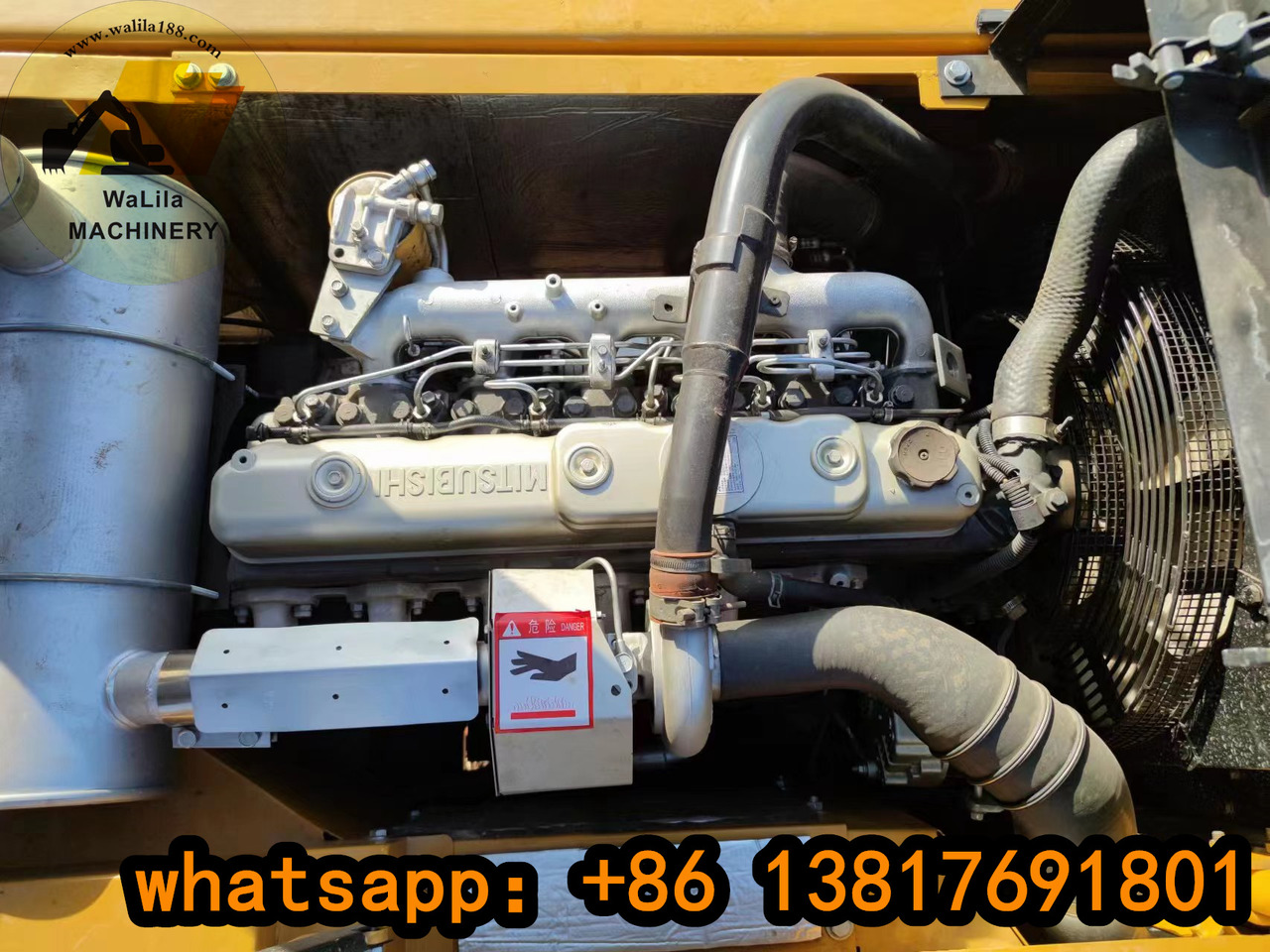 SANY SY215 - Máy xúc bánh xích: hình 3 SANY SY215 - Máy xúc bánh xích: hình 3