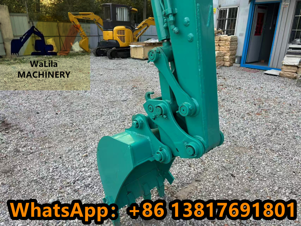 YANMAR vio40 - Máy xúc mini: hình 4 YANMAR vio40 - Máy xúc mini: hình 4