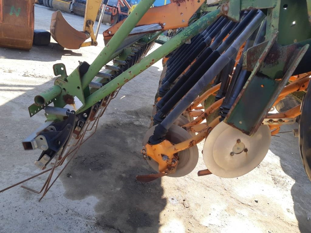 Amazone D8-60 Super - Máy gieo hạt: hình 5 Amazone D8-60 Super - Máy gieo hạt: hình 5