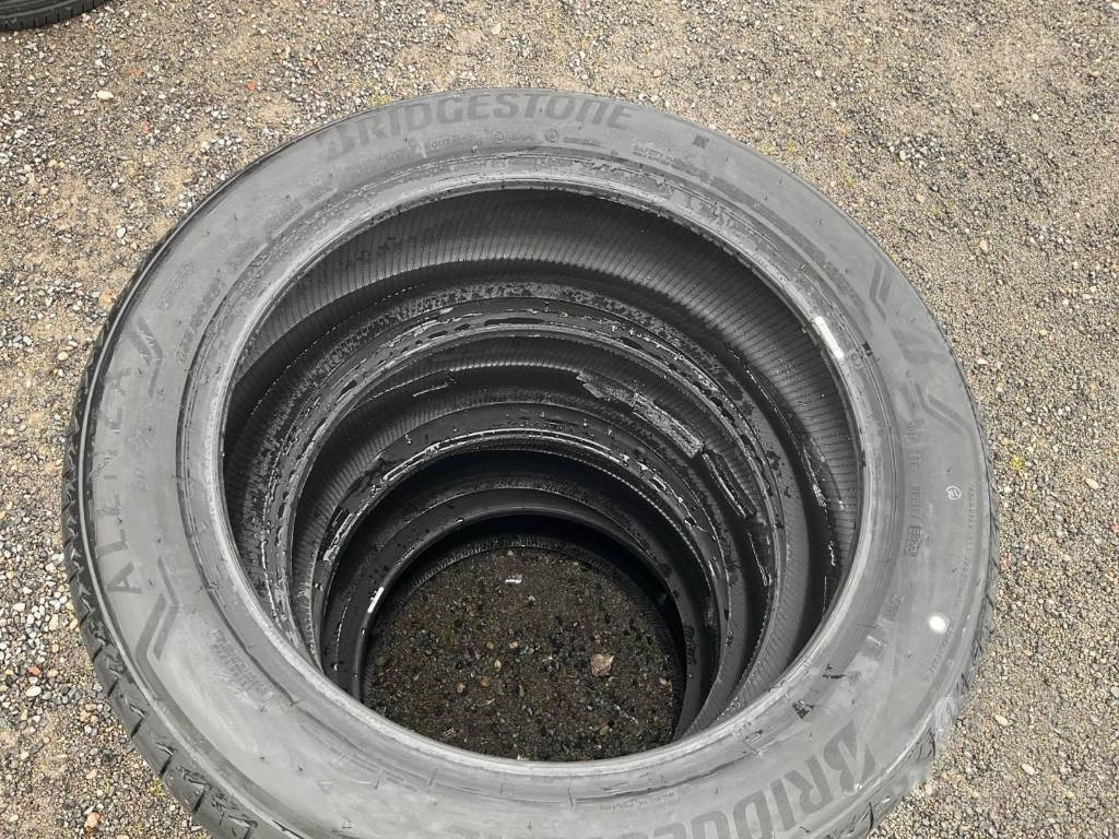 Bridgestone Alenza 255/50 R21 TYRES - Lốp cho Xe tải: hình 4 Bridgestone Alenza 255/50 R21 TYRES - Lốp cho Xe tải: hình 4
