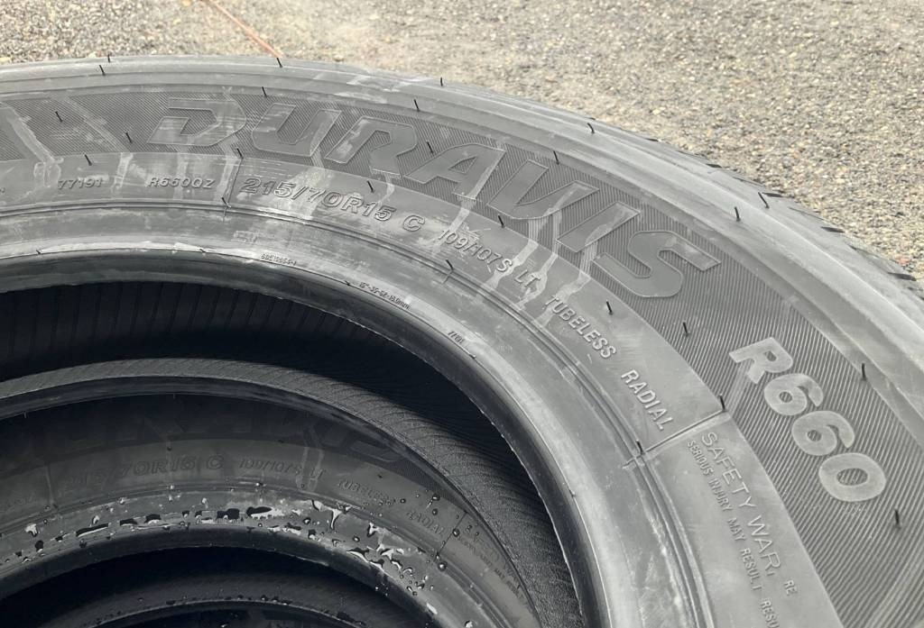 Bridgestone Duravis 215/70 R15C TYRES - Lốp cho Xe tải: hình 5 Bridgestone Duravis 215/70 R15C TYRES - Lốp cho Xe tải: hình 5