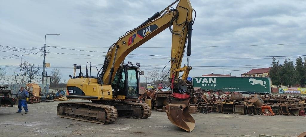 CAT 320 D - Máy xúc bánh xích: hình 2 CAT 320 D - Máy xúc bánh xích: hình 2