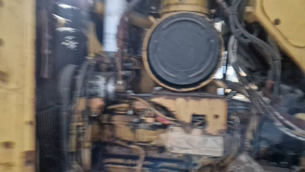 CAT D5 FOR PARTS - Máy ủi: hình 5 CAT D5 FOR PARTS - Máy ủi: hình 5