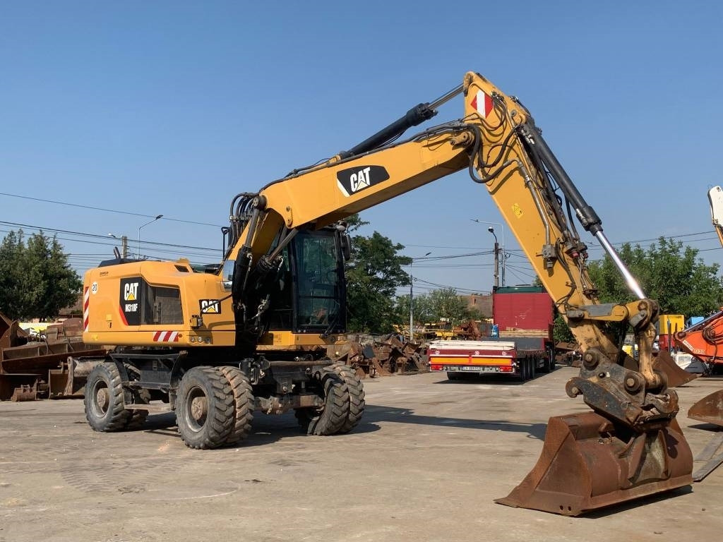 CAT M 318 F - Máy xúc bánh lốp: hình 5 CAT M 318 F - Máy xúc bánh lốp: hình 5