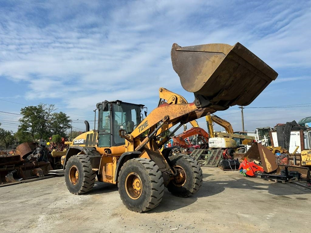 Case 721 E - Máy xúc lật bánh lốp: hình 5 Case 721 E - Máy xúc lật bánh lốp: hình 5