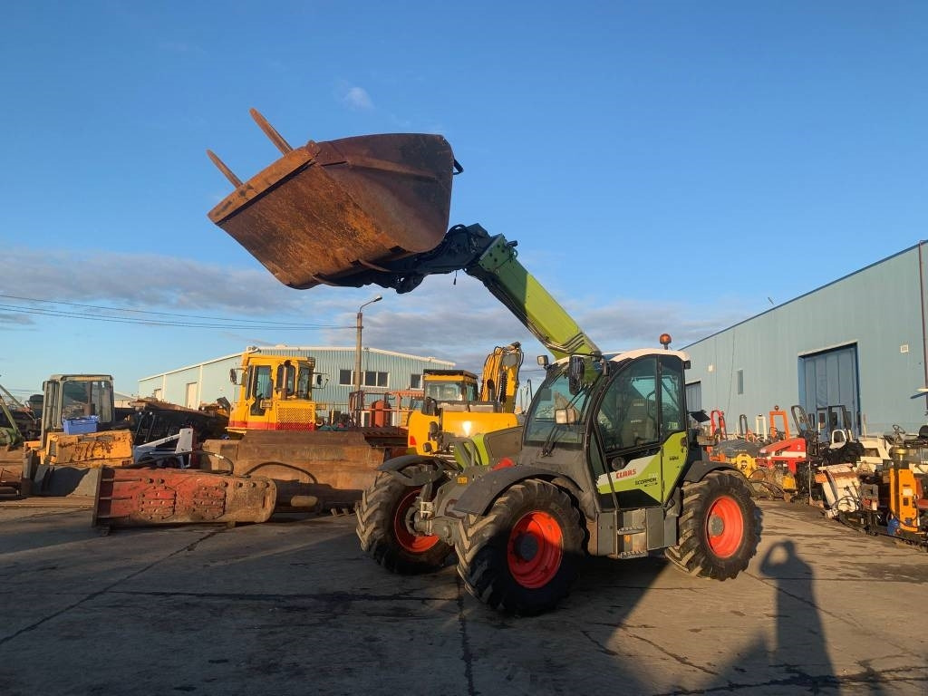 Claas Scorpion 732 - Xe nhấc hình viễn vọng kính: hình 4 Claas Scorpion 732 - Xe nhấc hình viễn vọng kính: hình 4