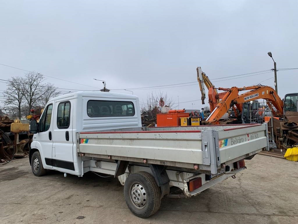 Fiat Ducato - Xe tải nhỏ phẳng: hình 4 Fiat Ducato - Xe tải nhỏ phẳng: hình 4