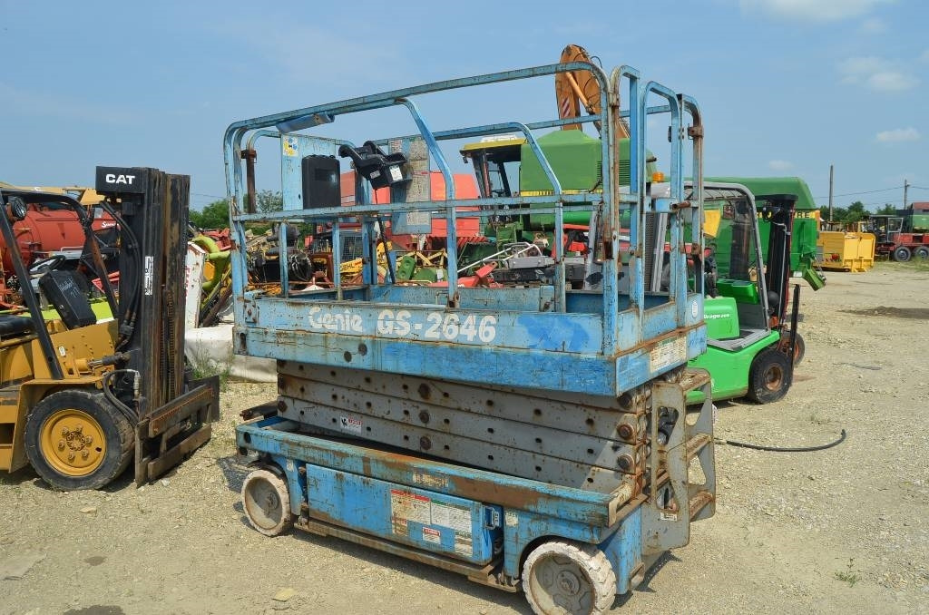 Genie GS 2646 - Máy nâng người hình kéo: hình 2 Genie GS 2646 - Máy nâng người hình kéo: hình 2