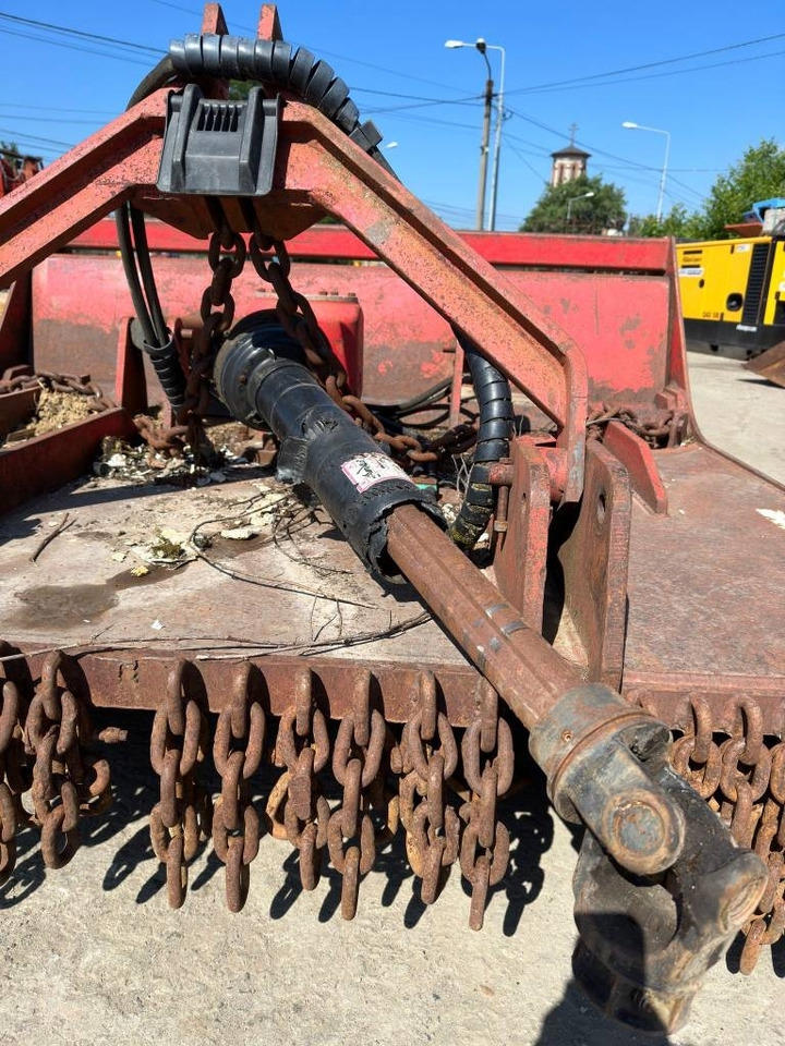 Grenier Franco SD2000 - Mulcher lâm nghiệp: hình 4 Grenier Franco SD2000 - Mulcher lâm nghiệp: hình 4