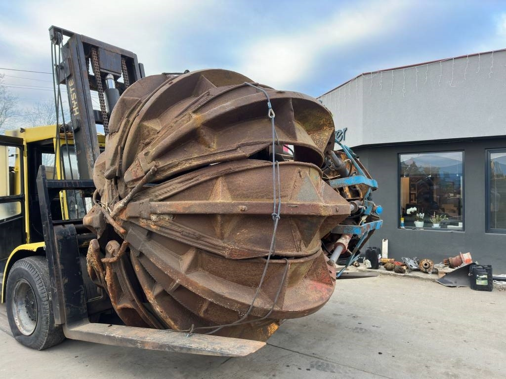 Hydraulic Scrap Grapple 8 Tines - Nho táo cho Máy móc xây dựng: hình 1 Hydraulic Scrap Grapple 8 Tines - Nho táo cho Máy móc xây dựng: hình 1