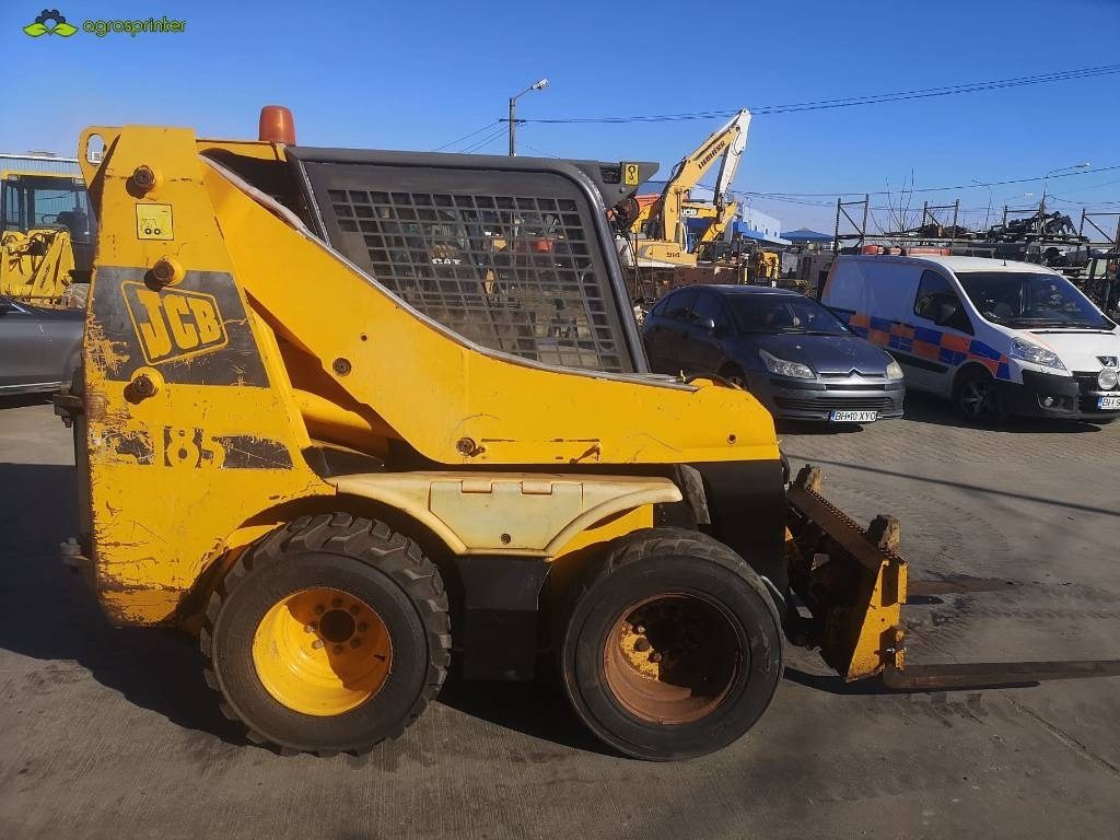JCB 185 - Máy xúc lật đa năng: hình 2 JCB 185 - Máy xúc lật đa năng: hình 2