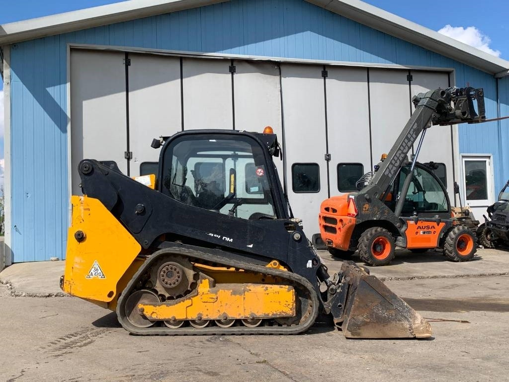 JCB 205 T T4 - Máy xúc lật đa năng: hình 3 JCB 205 T T4 - Máy xúc lật đa năng: hình 3