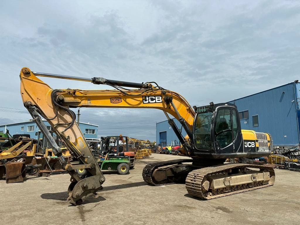 JCB JS 240 N LC - Máy xúc bánh xích: hình 1 JCB JS 240 N LC - Máy xúc bánh xích: hình 1