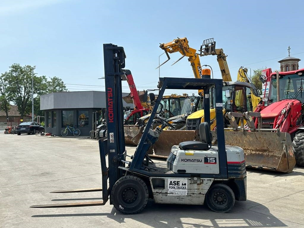 Komatsu FG 15 HT-15 - Xe nâng: hình 2 Komatsu FG 15 HT-15 - Xe nâng: hình 2