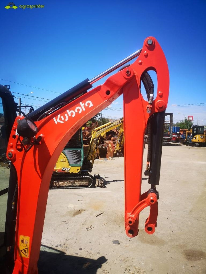 Kubota KX 016-4 - Máy xúc mini: hình 4 Kubota KX 016-4 - Máy xúc mini: hình 4