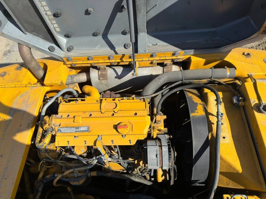 Máy xúc bánh lốp Liebherr A 900 B: hình 8