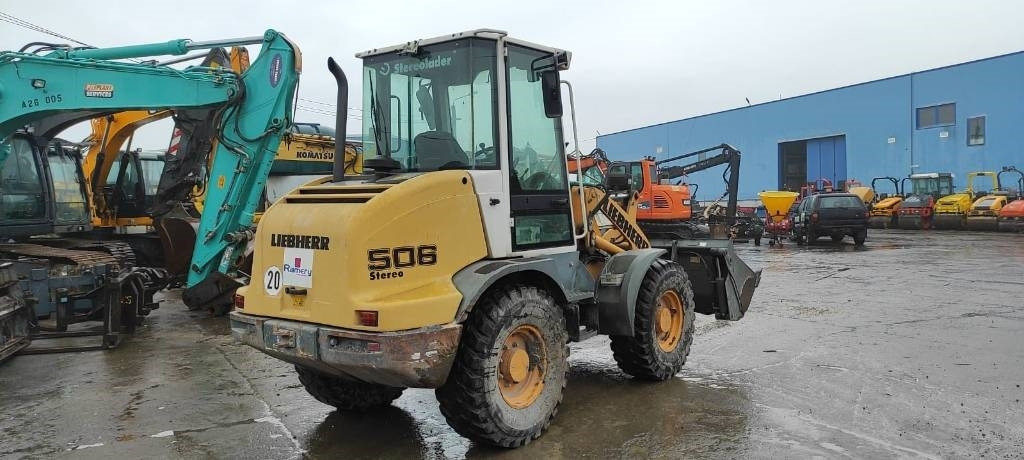 Liebherr L 506 - Máy xúc lật bánh lốp: hình 4 Liebherr L 506 - Máy xúc lật bánh lốp: hình 4