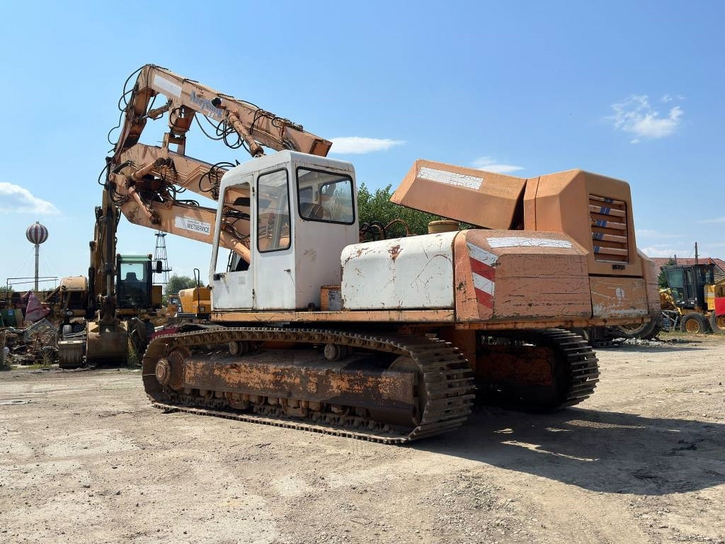 Nobas UB1236 - Máy xúc phá dỡ: hình 4 Nobas UB1236 - Máy xúc phá dỡ: hình 4