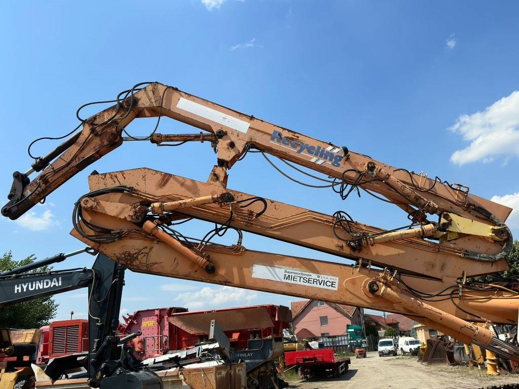 Nobas UB1236 - Máy xúc phá dỡ: hình 2 Nobas UB1236 - Máy xúc phá dỡ: hình 2