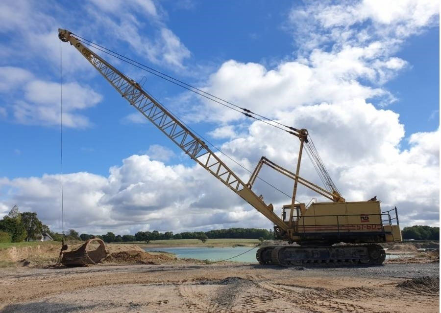 Ruston Bucyrus 51-60 - Cẩu bánh xích hạng nặng: hình 1 Ruston Bucyrus 51-60 - Cẩu bánh xích hạng nặng: hình 1