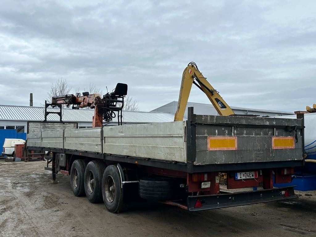 Schmitz SPR 24 - Sơ mi rơ moóc mui bạt: hình 2 Schmitz SPR 24 - Sơ mi rơ moóc mui bạt: hình 2