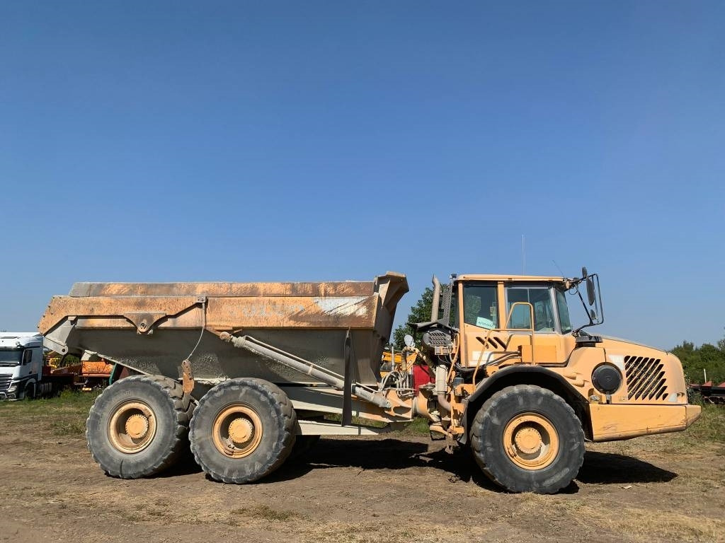 Volvo A 30 D - Xe ben đổ có khớp nối: hình 2 Volvo A 30 D - Xe ben đổ có khớp nối: hình 2