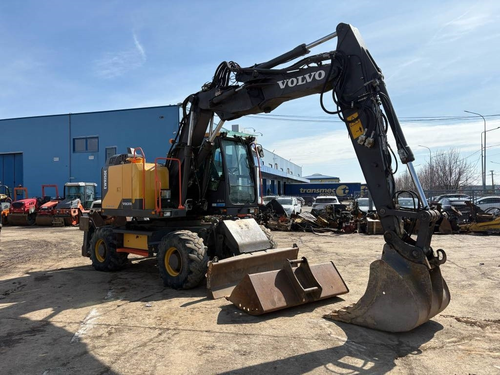 Volvo EW 150E - Máy xúc bánh lốp: hình 5 Volvo EW 150E - Máy xúc bánh lốp: hình 5