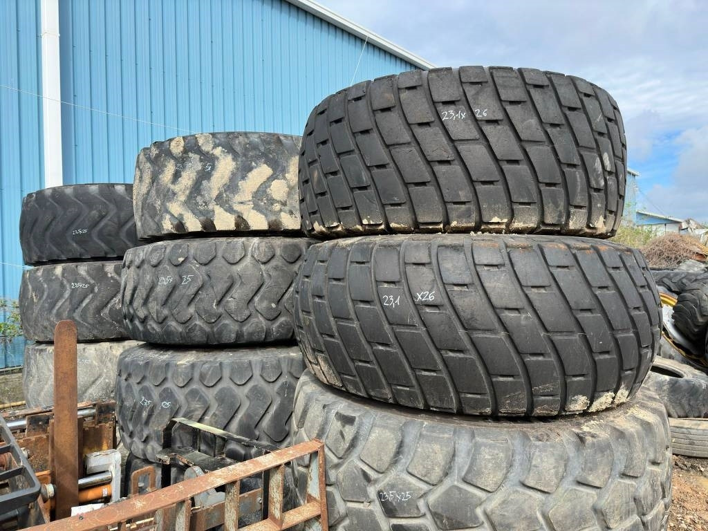Yokohama 23.1x26 / 23.5x25 TYRES - Lốp cho Máy móc xây dựng: hình 3 Yokohama 23.1x26 / 23.5x25 TYRES - Lốp cho Máy móc xây dựng: hình 3