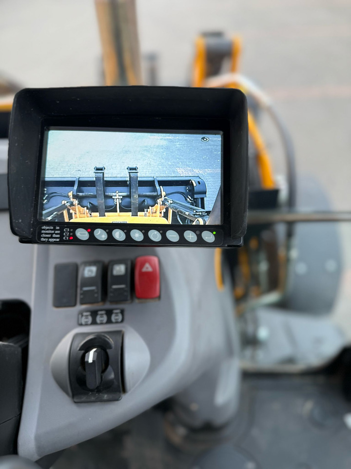 JCB 3CX - Máy xúc trước múc sau: hình 5 JCB 3CX - Máy xúc trước múc sau: hình 5