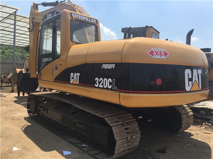 Caterpillar 320CL - Máy xúc mini: hình 3 Caterpillar 320CL - Máy xúc mini: hình 3