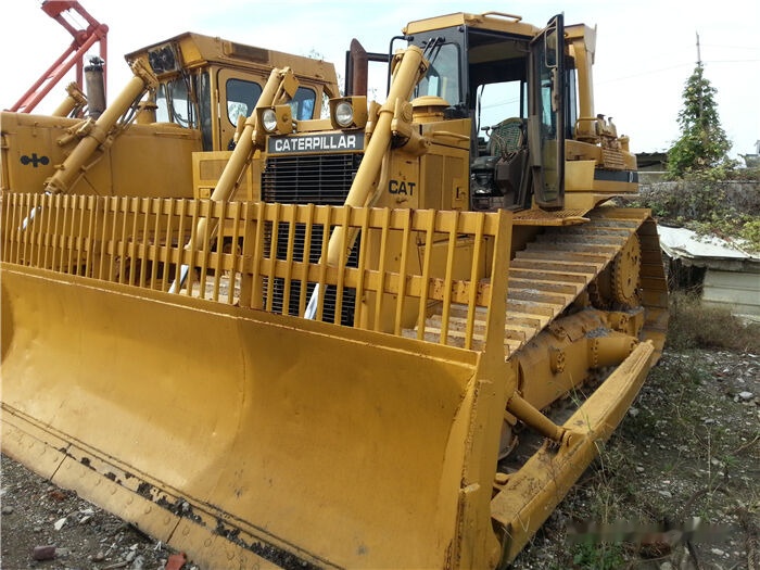 Caterpillar CAT D6H - Máy ủi: hình 5 Caterpillar CAT D6H - Máy ủi: hình 5